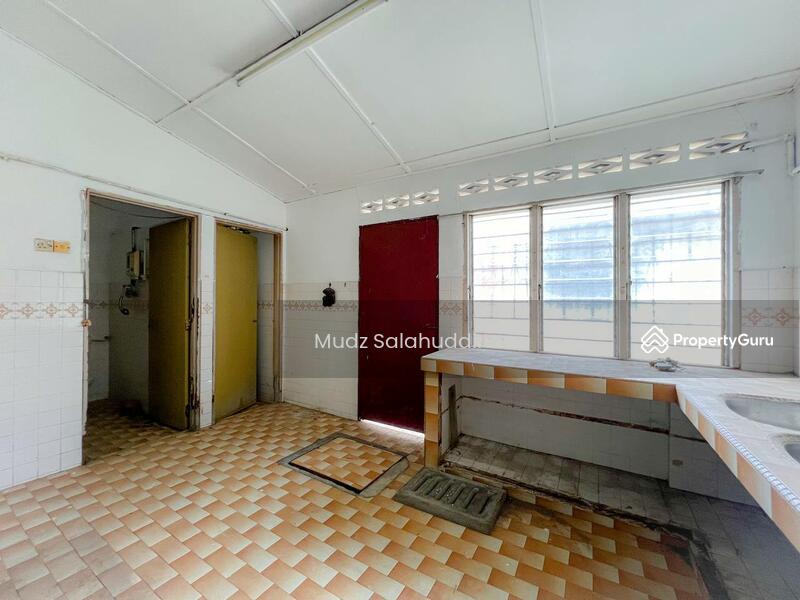 Untuk Dijual - Jalan Wira Taman Maluri