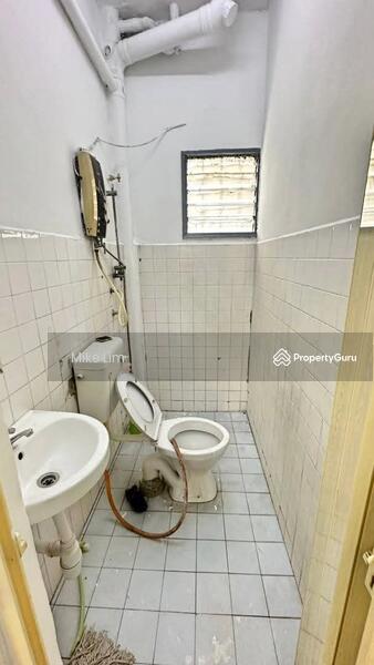 For Sale - Ground Floor 2sty Townhouse Taman Lembah Maju Pandan Indah