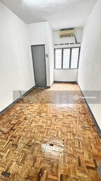 For Sale - Ground Floor 2sty Townhouse Taman Lembah Maju Pandan Indah