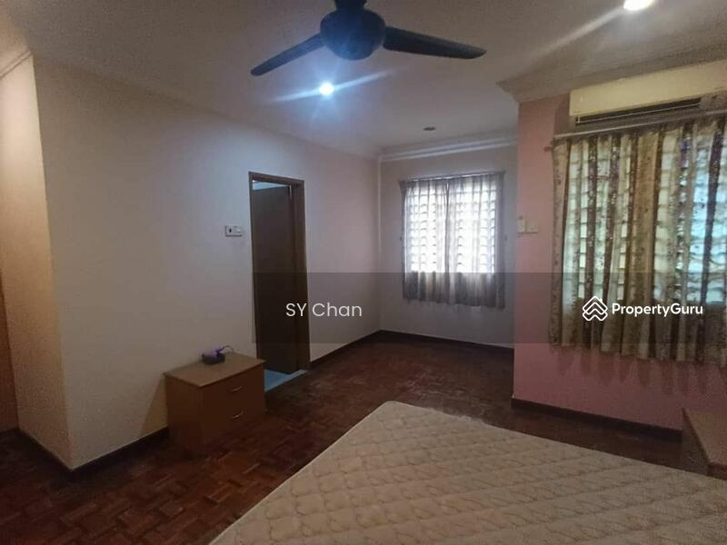 For Sale - Terrace house at Usj 20