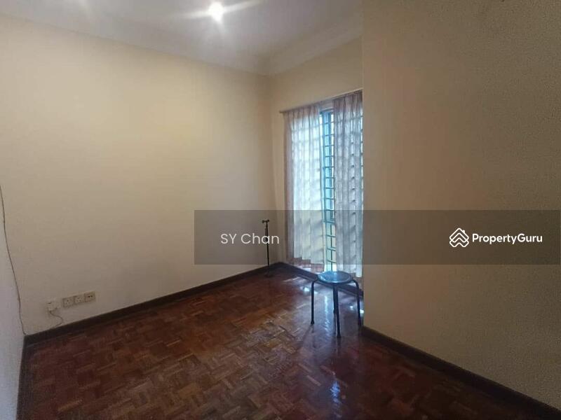 For Sale - Terrace house at Usj 20