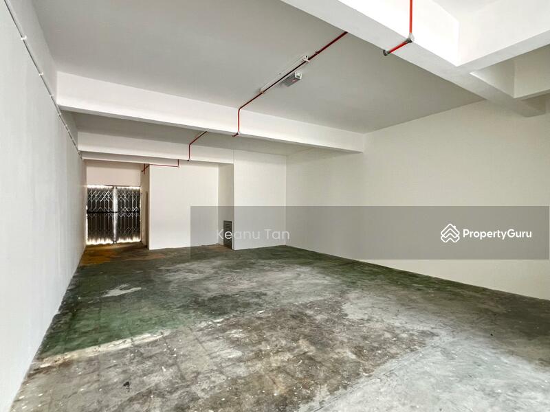 For Rent - [Adjoined 4 Storey w/ Lift] Taman Bukit Emas