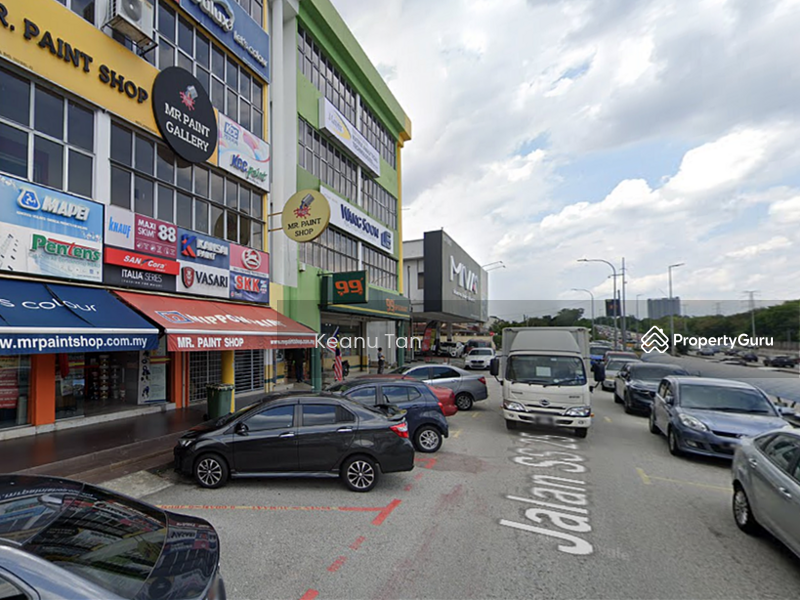 For Rent - [Adjoined 4 Storey w/ Lift] Taman Bukit Emas