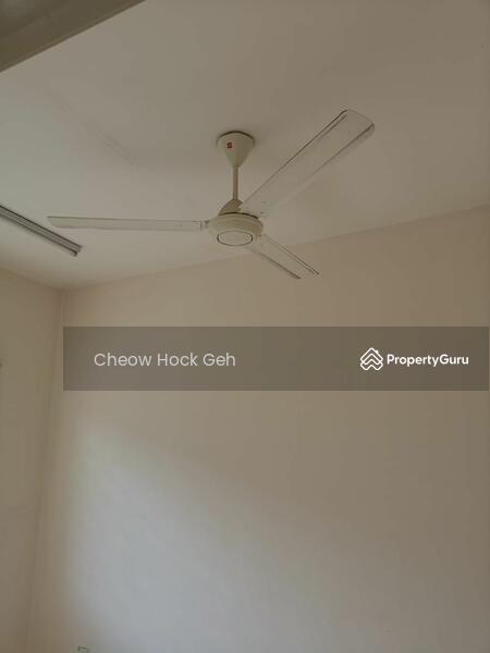 Rumah Teres 2 Tingkat untuk Dijual di Pusat Bandar Putra Permai (Seri Kembangan) - Cheow Hock Geh - PropertyGuru.com.my