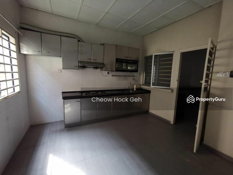 Rumah Teres 2 Tingkat untuk Dijual di Pusat Bandar Putra Permai (Seri Kembangan) - Cheow Hock Geh - PropertyGuru.com.my