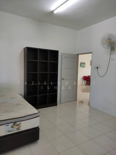 Untuk Dijual - Banglo 2 Tingkat Karak, Bentong, Pahang [TANAH TEPI LUAS]
