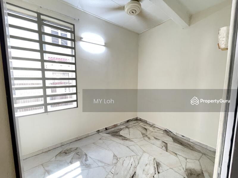 For Rent - Bandar Baru Selayang 25x65 Stadium MPS