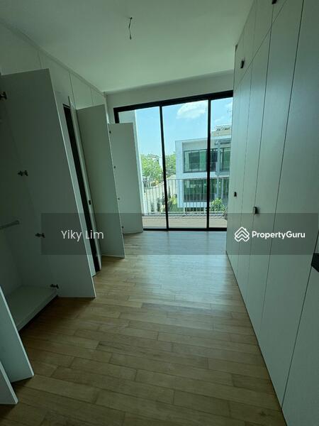 3-storey Terraced House for Sale in Leisure Farm (Gelang Patah) - Yiky Lim - PropertyGuru.com.my