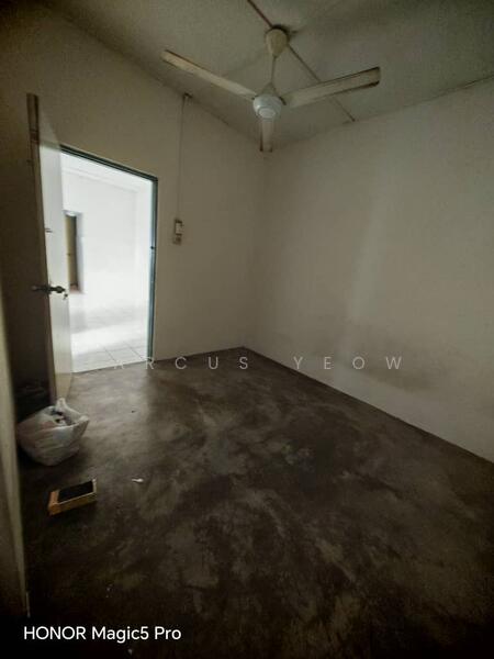 Untuk Disewa - Taman Pinggiran Senawang