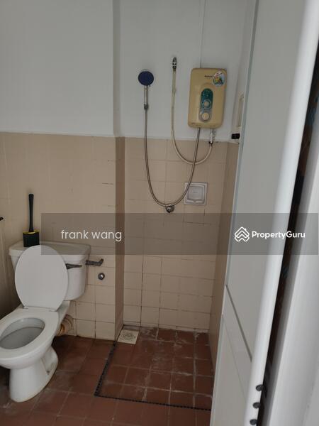 For Rent - Aman Puri Apartment