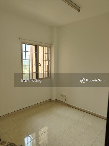 For Rent - Aman Puri Apartment