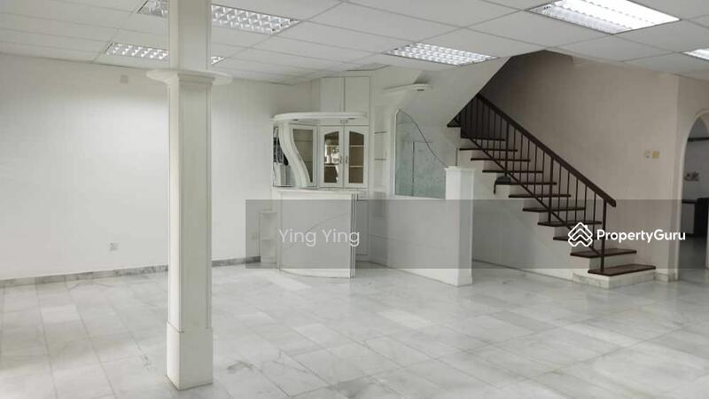 Untuk Dijual - Batu Uban 2 Storey Semi D For Sale Pantai Jerjak Near Queensbay Mall