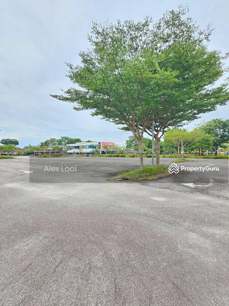 For Sale - Seri Austin - Terrace Homes