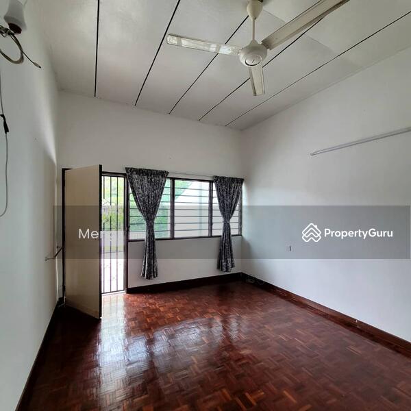 Untuk Dijual - Lorong Air Terjun