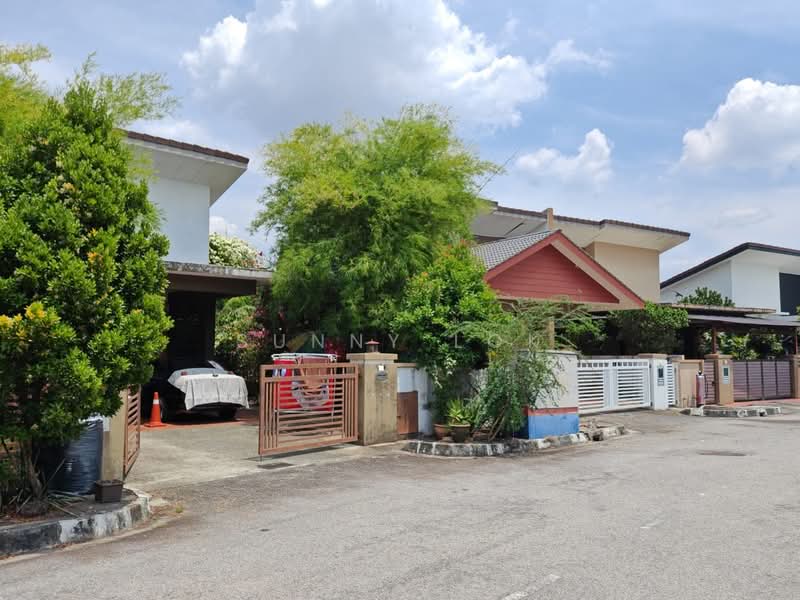 For Sale - Bertam Lakehomes