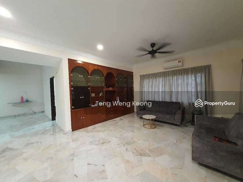For Sale - Terrace house at Seksyen 8