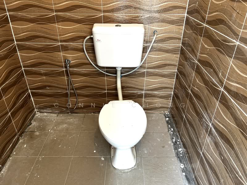 1-storey Terraced House for Sale in Taman Jayamas (Seremban) - Connie Chong - Bathroom - PropertyGuru.com.my