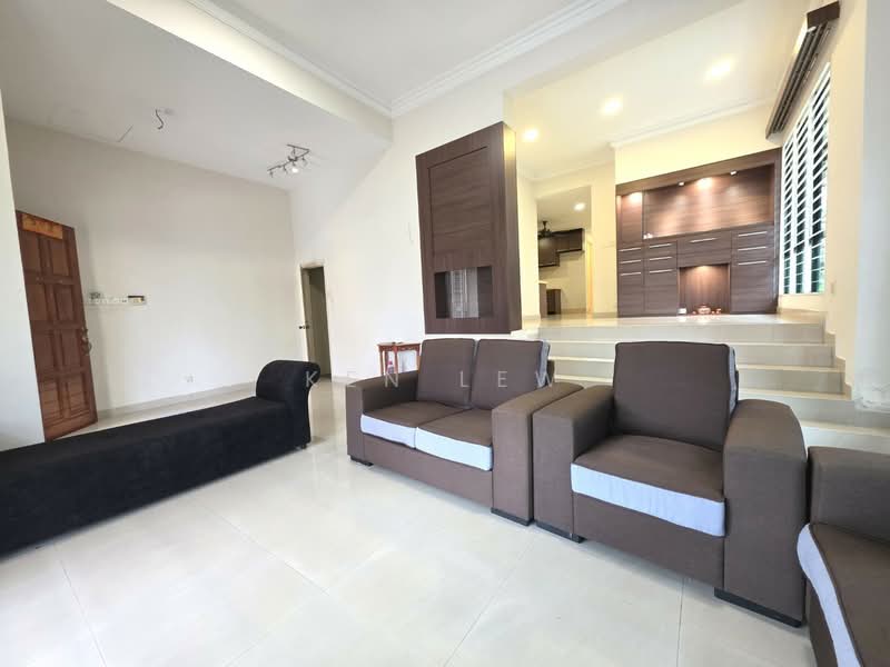 Rumah Berkembar untuk Dijual di Taman Segar (Cheras) - Ken Lew - Living Room - PropertyGuru.com.my
