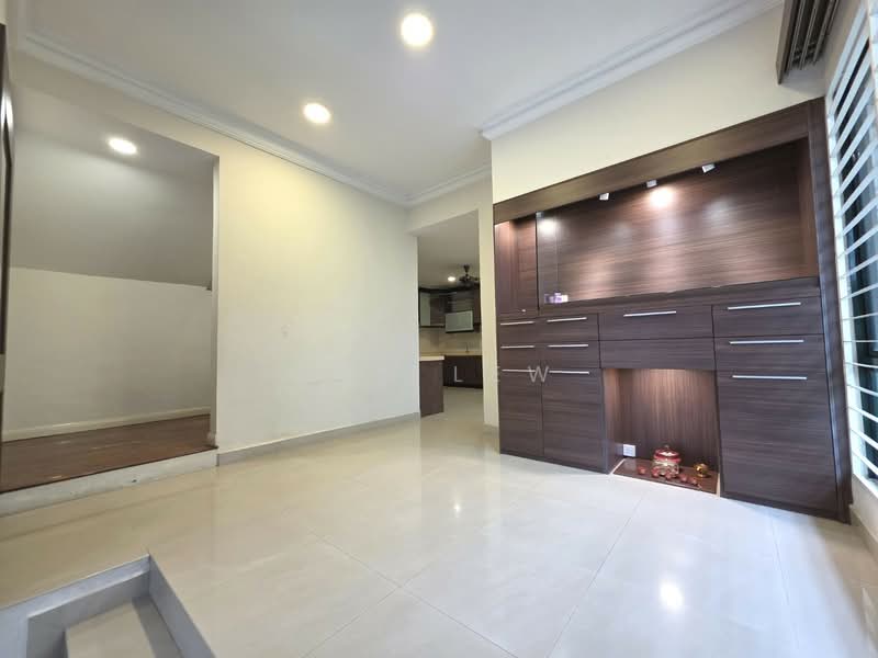 Rumah Berkembar untuk Dijual di Taman Segar (Cheras) - Ken Lew - Living Room - PropertyGuru.com.my