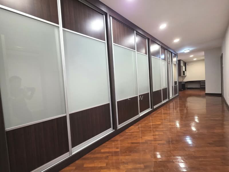 Rumah Berkembar untuk Dijual di Taman Segar (Cheras) - Ken Lew - Corridor - PropertyGuru.com.my