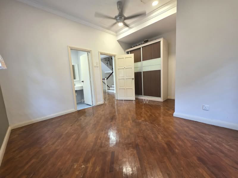 Rumah Berkembar untuk Dijual di Taman Segar (Cheras) - Ken Lew - Bedroom - PropertyGuru.com.my