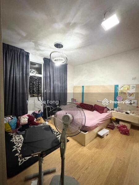 For Sale - Molek Ria