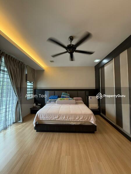For Sale - Mac Villa 2.5 Storey Terrace FREEHOLD Fully Renovated & Fully Furnished