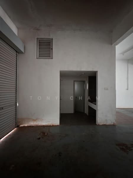 Shop / Office for Sale in Bandar Bukit Raja (Klang) - Tony Cham - Interior - PropertyGuru.com.my