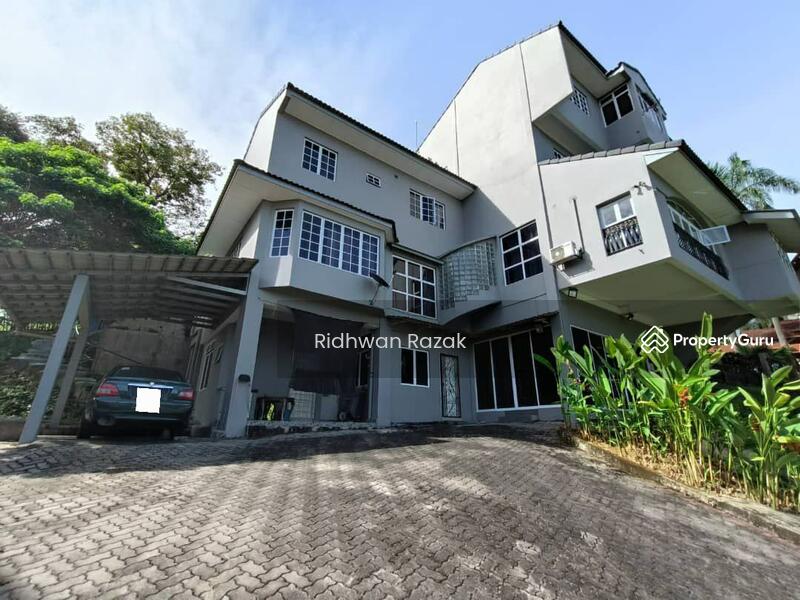 Untuk Dijual - 3.5 Storey Bungalow Super big land At Prime Area