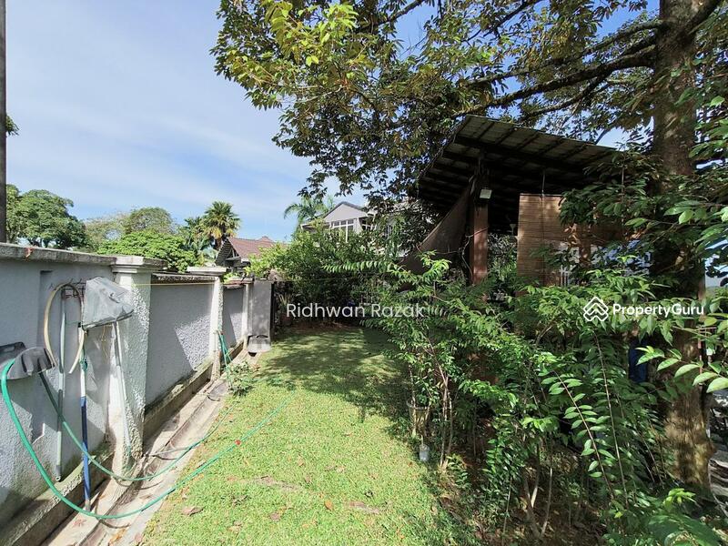 Untuk Dijual - 3.5 Storey Bungalow Super big land At Prime Area