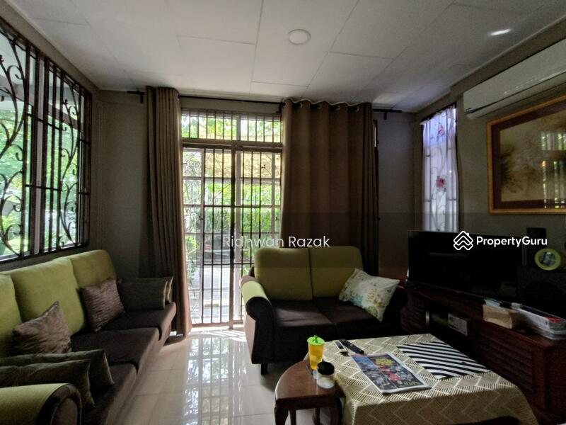 Untuk Dijual - 3.5 Storey Bungalow Super big land At Prime Area