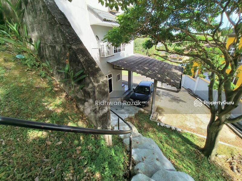 Untuk Dijual - 3.5 Storey Bungalow Super big land At Prime Area