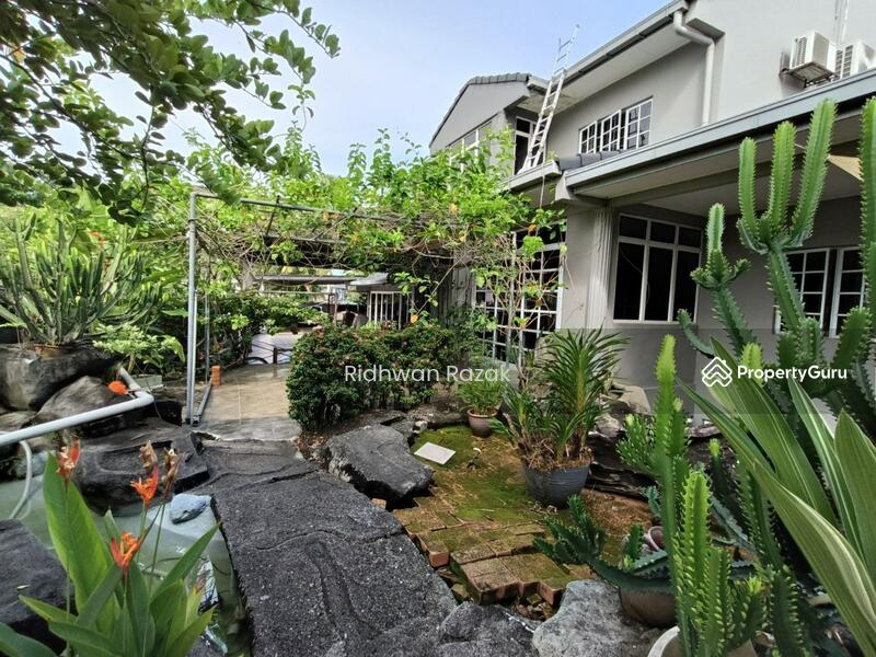Untuk Dijual - 3.5 Storey Bungalow Super big land At Prime Area