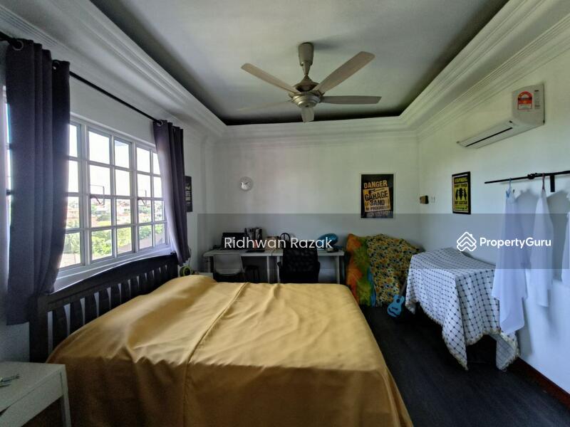 Untuk Dijual - 3.5 Storey Bungalow Super big land At Prime Area