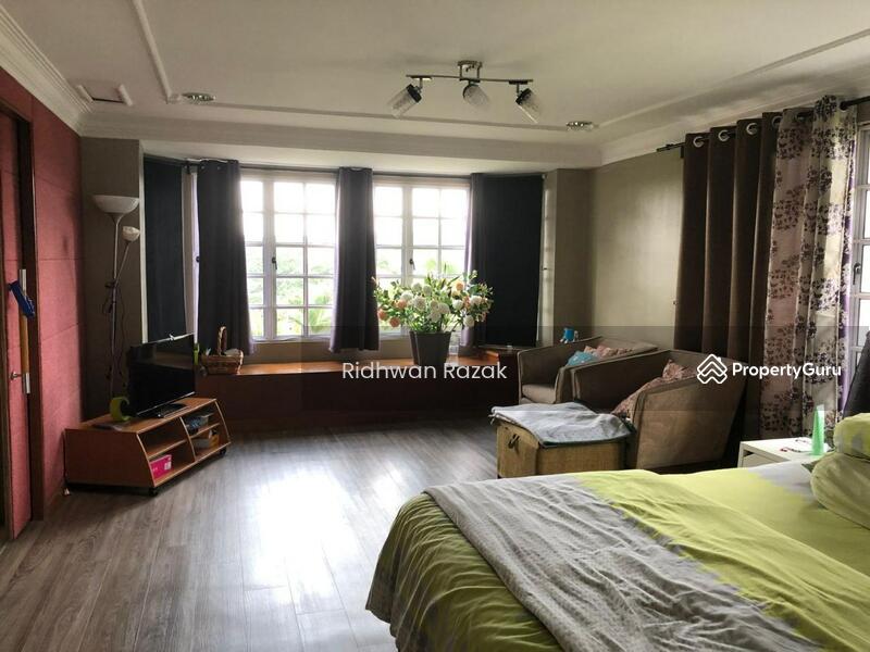 Untuk Dijual - 3.5 Storey Bungalow Super big land At Prime Area