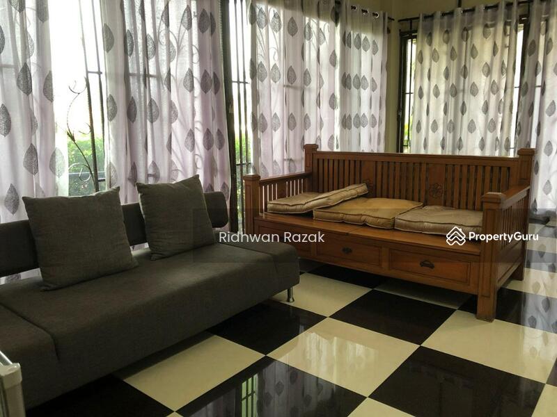 Untuk Dijual - 3.5 Storey Bungalow Super big land At Prime Area