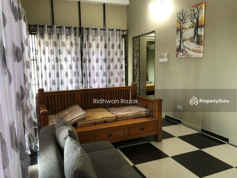 Untuk Dijual - 3.5 Storey Bungalow Super big land At Prime Area