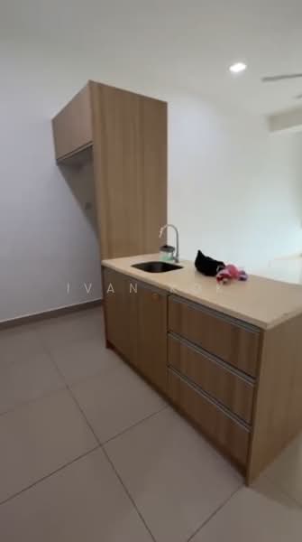 Servis Apartment untuk Disewa di Pacific Place - Ivan Kok - Kitchen - PropertyGuru.com.my