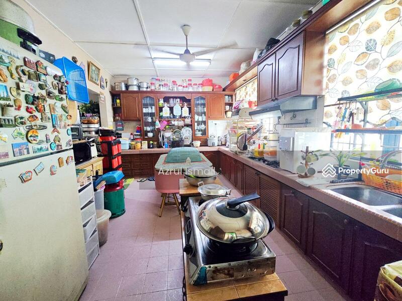 Rumah Teres 2 Tingkat untuk Dijual di Bandar Sri Damansara (Selangor) - Azrul Ismail - PropertyGuru.com.my
