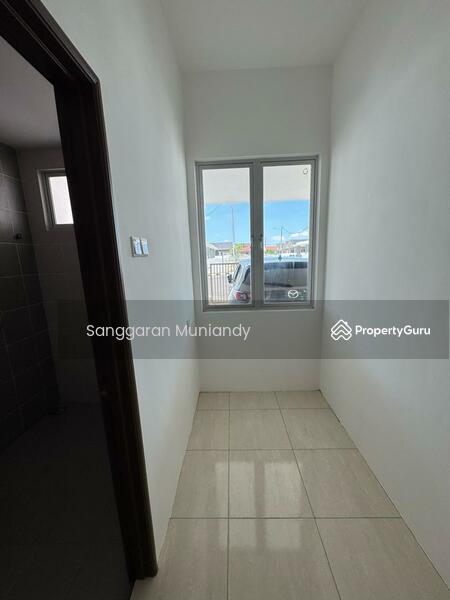 For Sale - Rumah Berkembar Setingkat untuk Dijual di Bandar Baharu