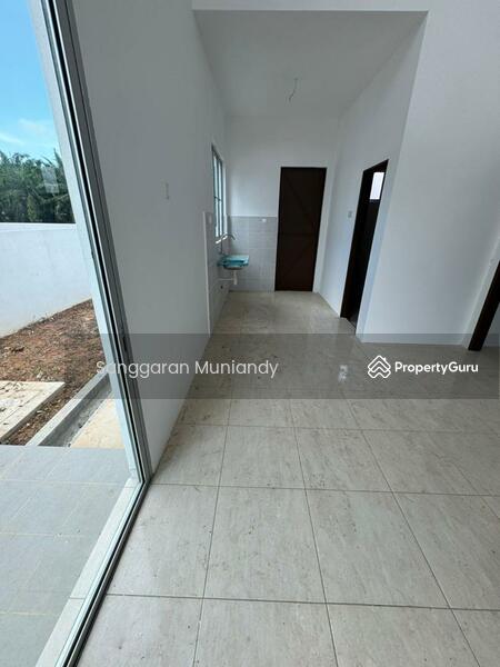 For Sale - Rumah Berkembar Setingkat untuk Dijual di Bandar Baharu