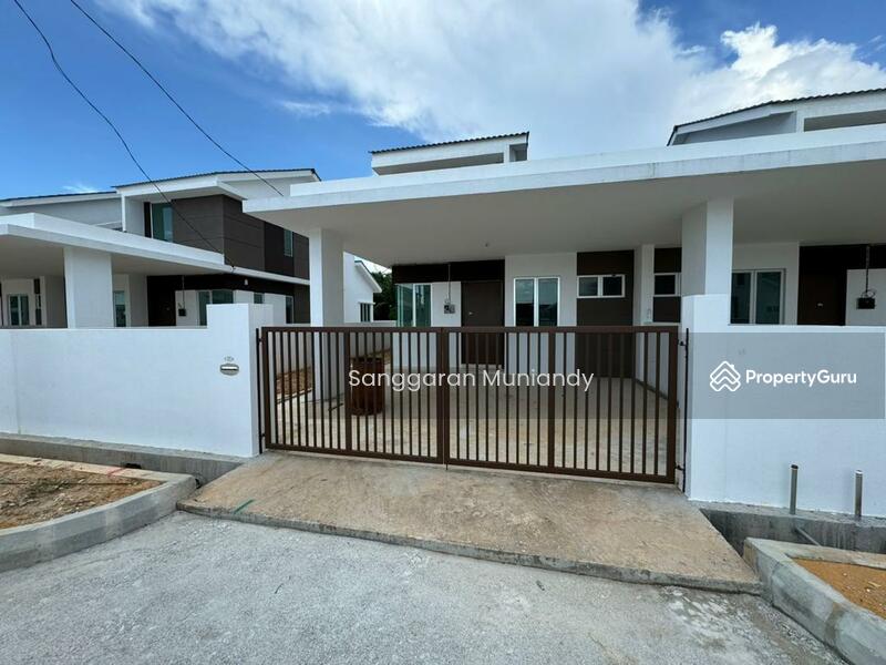 For Sale - Rumah Berkembar Setingkat untuk Dijual di Bandar Baharu