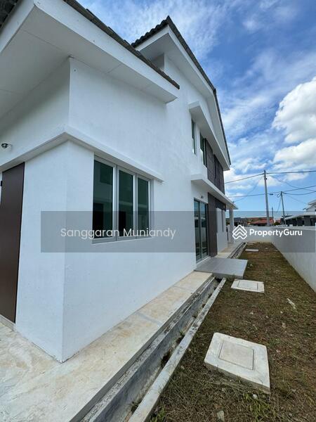 For Sale - Rumah Berkembar Setingkat untuk Dijual di Bandar Baharu