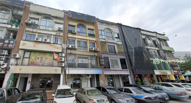 Untuk Disewa - Taman Subang Indah, PJS 10, Petaling Jaya, Selangor (1st Floor) Office for RENT