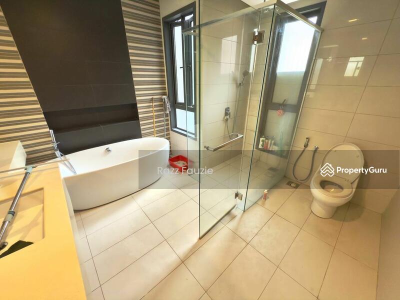 Untuk Dijual - 3 Storey Superlink Terrace Thistle Grove Denai Alam Selangor