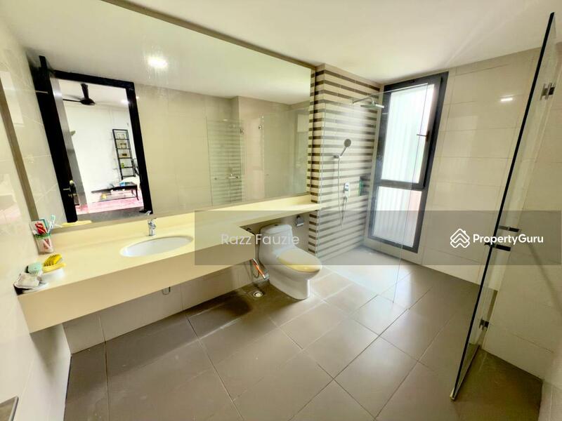 Untuk Dijual - 3 Storey Superlink Terrace Thistle Grove Denai Alam Selangor