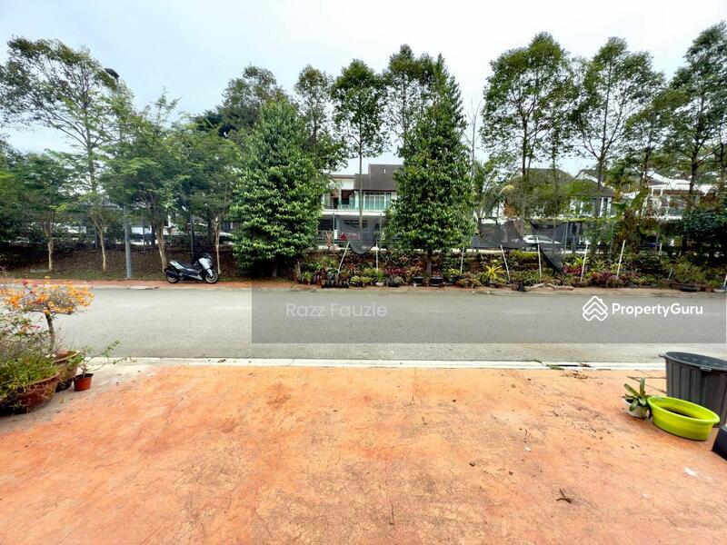 Untuk Dijual - 3 Storey Superlink Terrace Thistle Grove Denai Alam Selangor