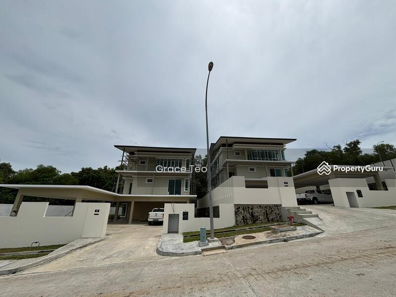 Untuk Dijual - Bungalow at Taman Iramanis