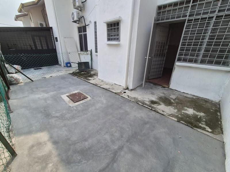 2-storey Terraced House for Sale in Taman Puncak Jalil (Seri Kembangan) - Fey Lee - Exterior - PropertyGuru.com.my