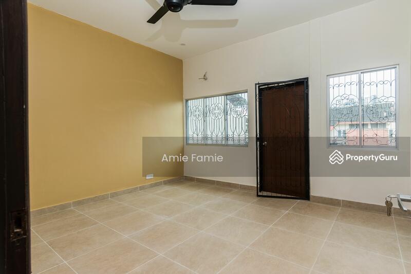 Untuk Dijual - Semi-D house at Taman Koperasi Cuepacs
